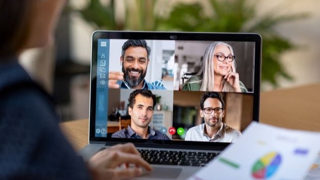 De manier waarop we werken heeft een enorme transformatie ondergaan, maar het herontwerp van ons werkmodel is uitgebleven.