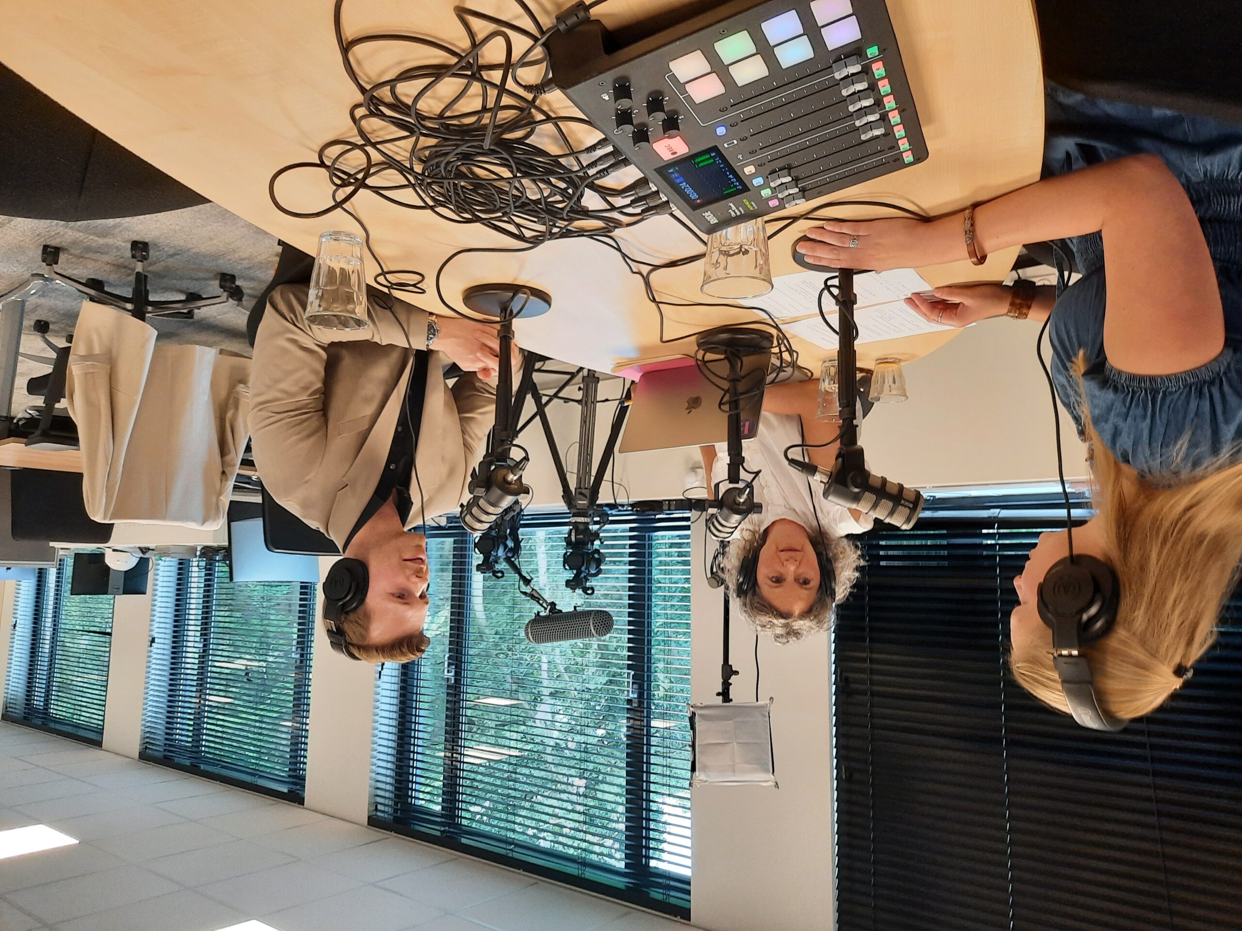 Nicolette van den Hout, Irene Oerlemans en Jessy Verdooren