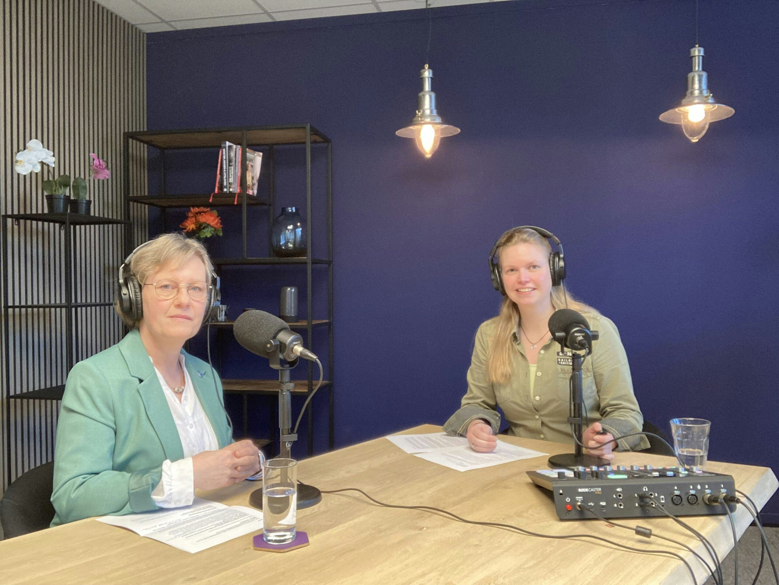 Jacqueline Spaans van Zepp en Nicolette van den Hout van PW.