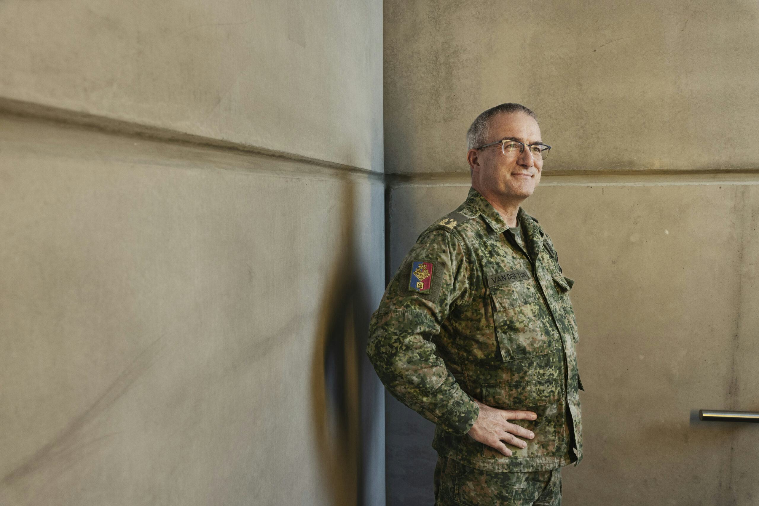  Peter van der Tuin, HR-directeur Koninklijke Landmacht. Copyright: Guido Benschop