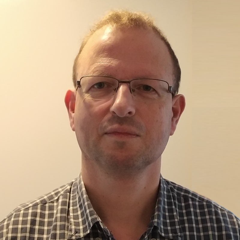 Gabor Mooij - freelance journalist