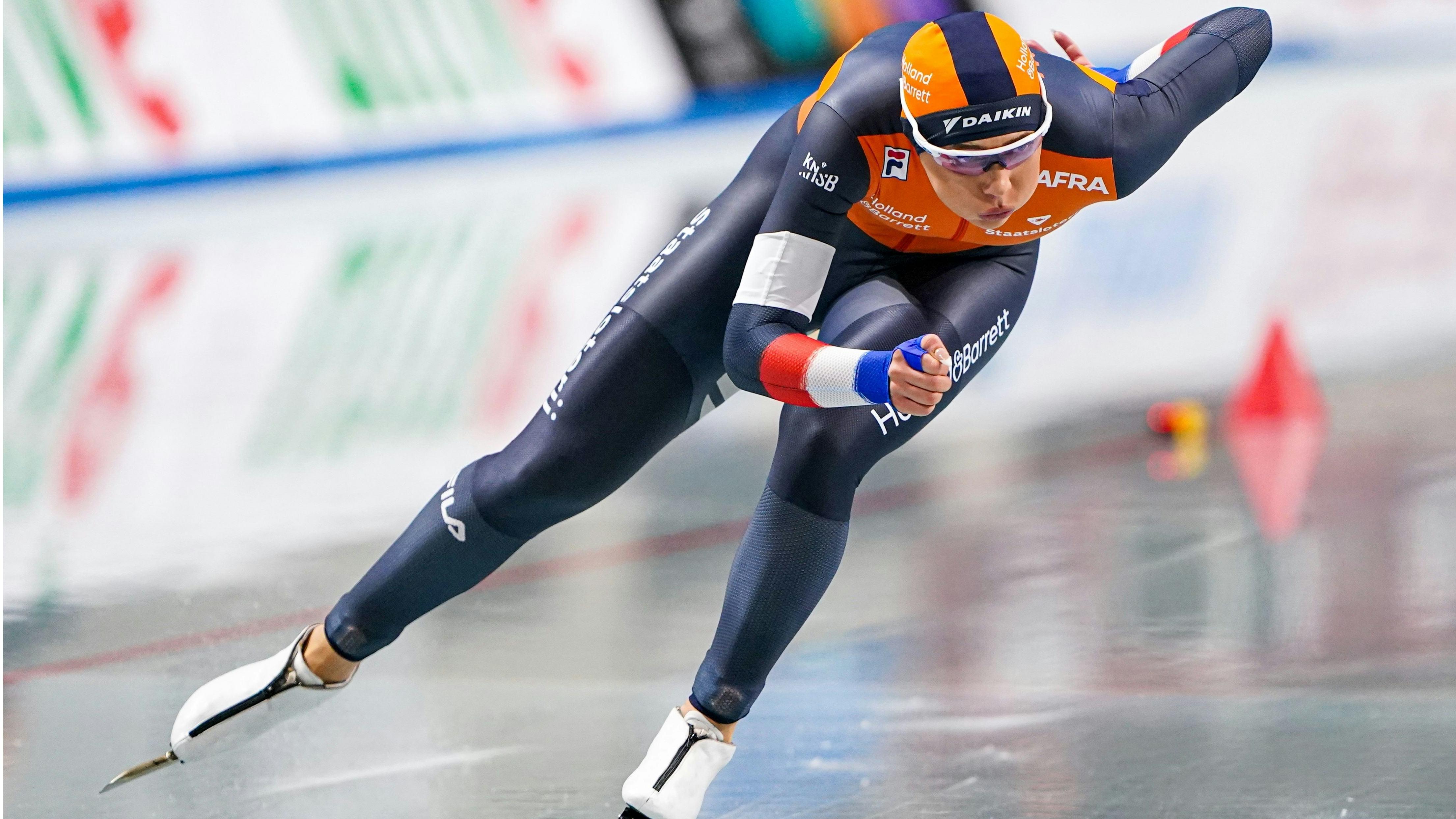 Nagano, Japan - Schaatser Jutta Leerdam strijdt om de titel voor de 500 meter (vrouwen) tijdens de ISU World Cup (24 november 2024). Copyright: Shutterstock