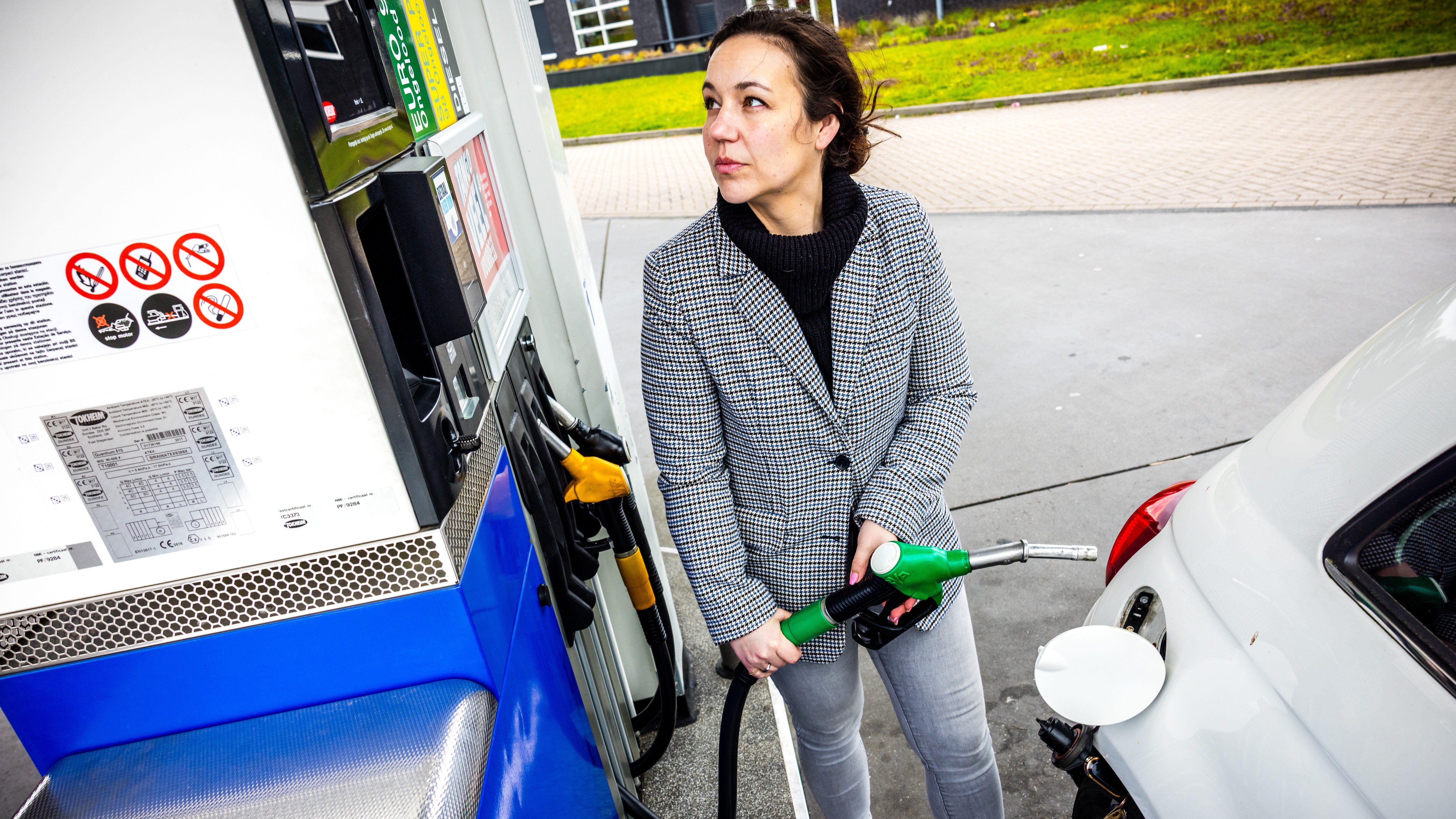 Foto: De prijs voor brandstof is door het militaire conflict in het Midden-Oosten in rap tempo gestegen. Copyright: ANP/Rob Engelaar 